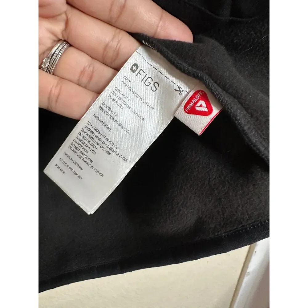 FIGS On-Shift Fleece Jacket Black Womans L PrimaLoft Full Zip Medical Scrub